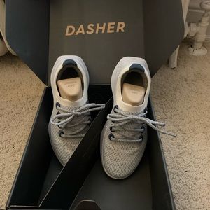 Allbirds TD Tree Dasher 1 running shoes in Geyser (Light Blue Sole) size 8.